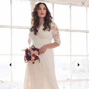 Kiyonna Amour Lace Wedding Gown - Ivory - Size 2X (18/20)